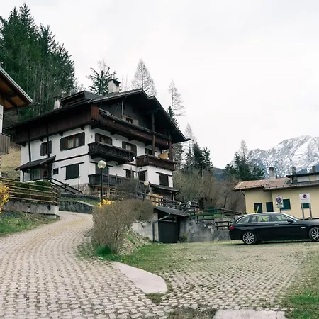 Rosadira Vista Sulle Dolomiti
