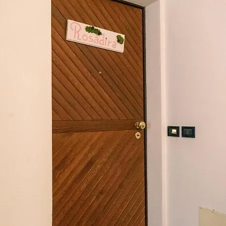 Rosadira Vista Sulle Dolomiti アウロンツォ・ディ・カドーレ