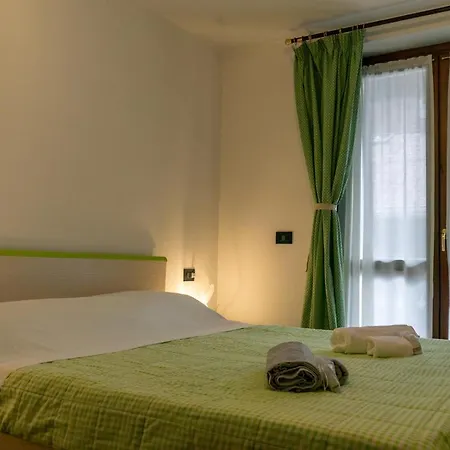 アパート Rosadira Vista Sulle Dolomiti